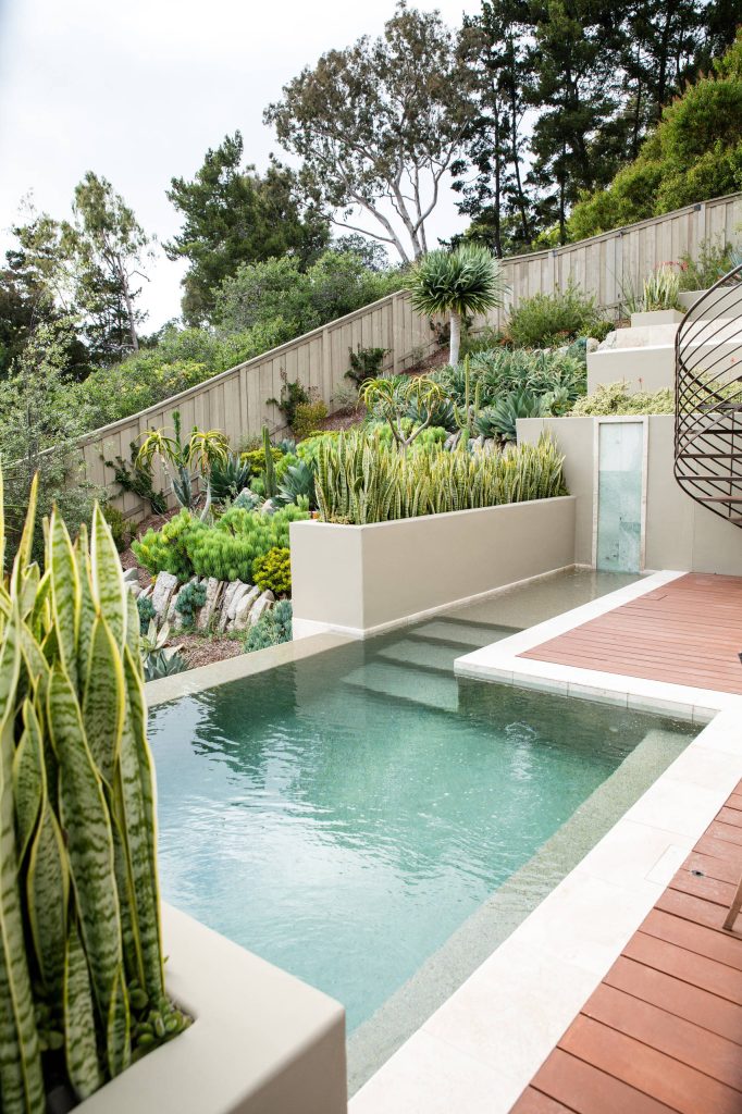 Minimalist pool photo in San Diego