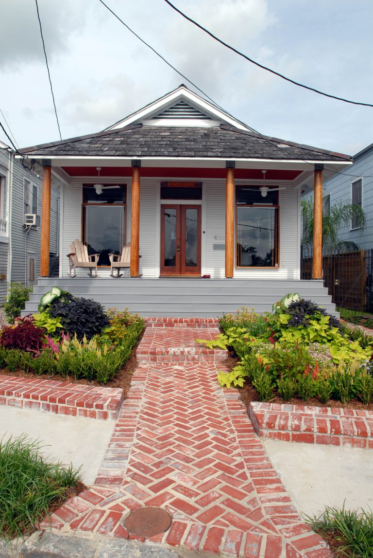 Minimalist porch photo in New Orleans by Dangermond Keane | Outdoor Photos | Porch | Landscaping | Landscape Design | Outdoor Living Space | Porch Design Ideas | Outdoor Living Space Ideas | Backyard Design