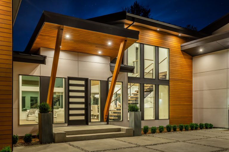 Modern Entry with natural beams