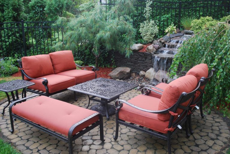 Mountain style backyard patio kitchen photo in New York