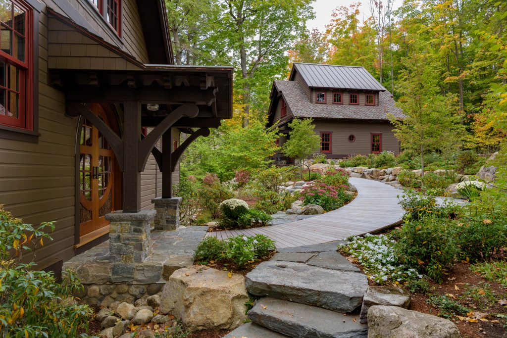 Mountain style deck photo in Portland Maine