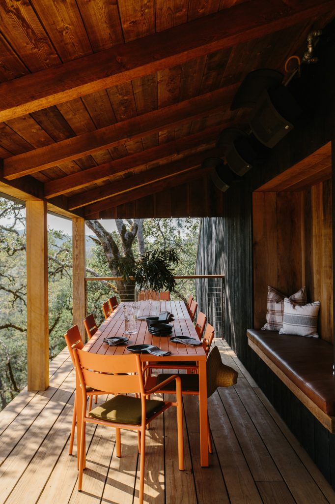 Mountain style deck photo in San Francisco