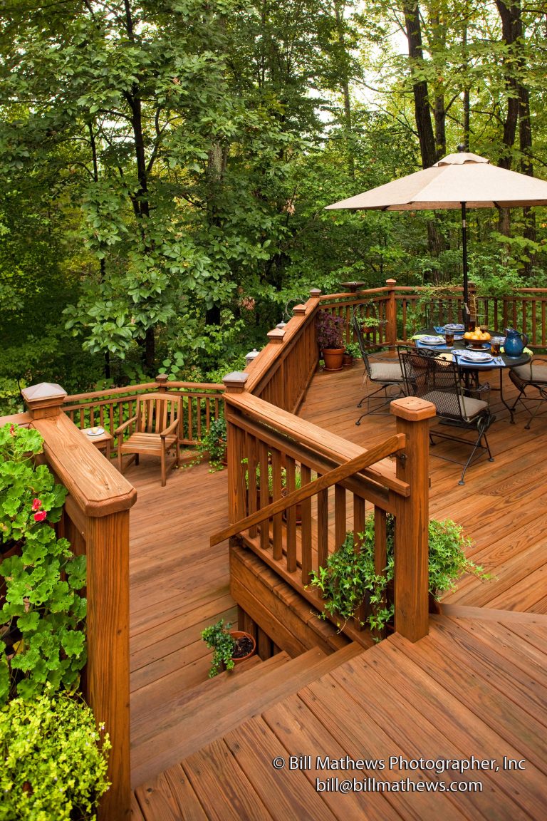 Multi-tiered Deck. Photo: Bill Matthews