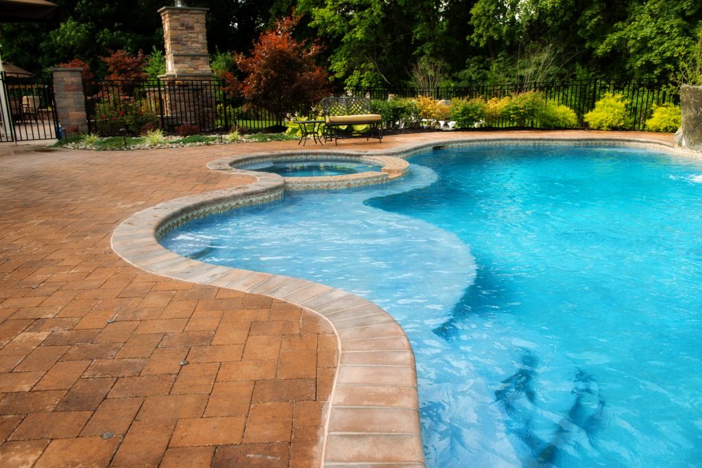 Nationally Recognized Swimming Pool Builders