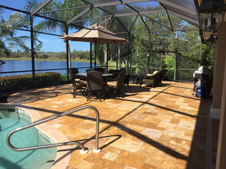 Natural Stone Travertine Pavers in a Random Ashlar Pattern