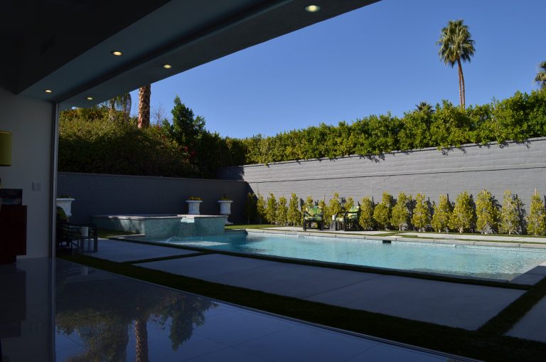 Our Panoramic Door System truly blurs the lines between indoor-outdoor living, creating an additional outdoor room! Bring the outdoors in with this sleek, and elegant patented system. Available in aluminium, vinyl and quality wood finishes, and with over 200+ RAL colors to choose from, there's something to fit every project! by Panoramic Doors | Pool design | Pool Contracting | Swimming Pool Ideas | Swimming Pool Design Ideas