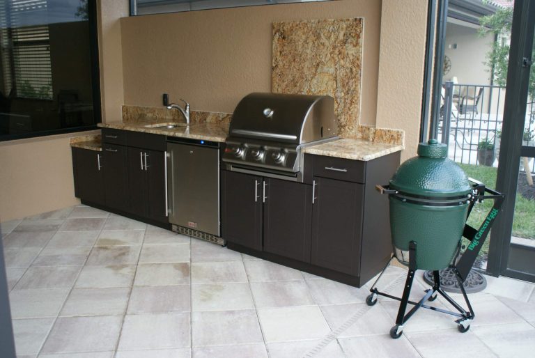 Outdoor Kitchen Design Center