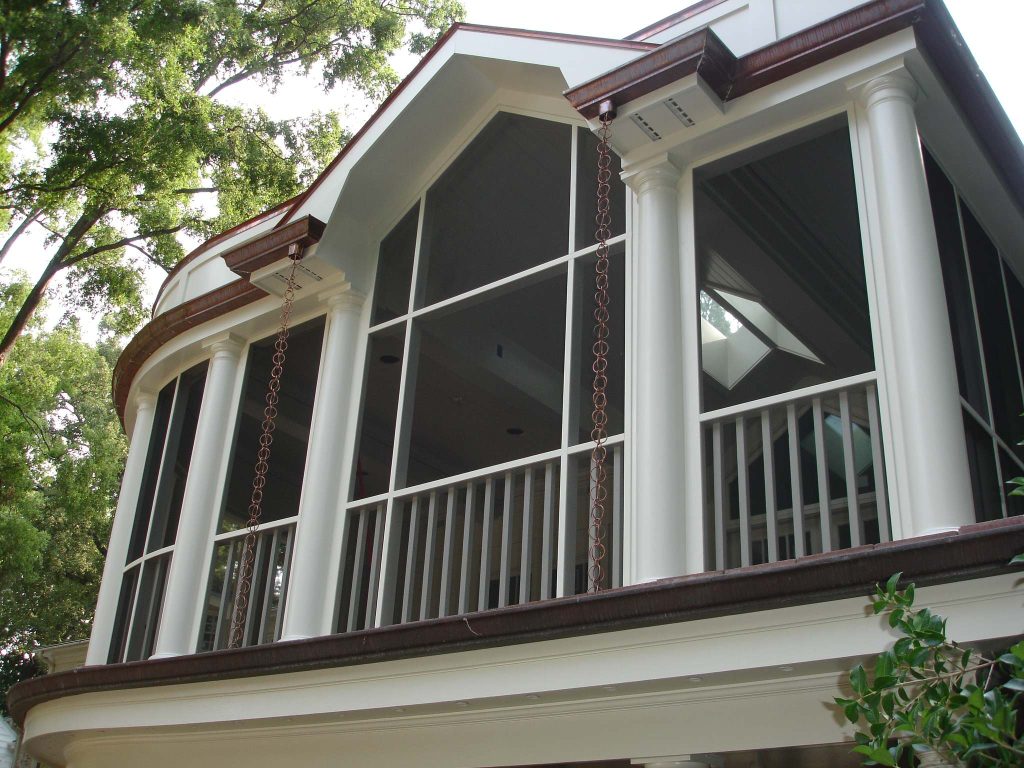 Outdoor covered screen porch