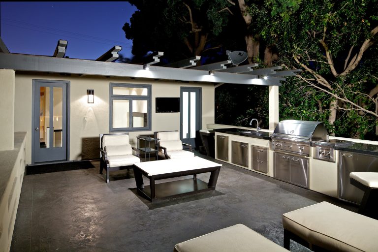 Outdoor kitchen deck - large transitional rooftop outdoor kitchen deck idea in San Diego with a pergola