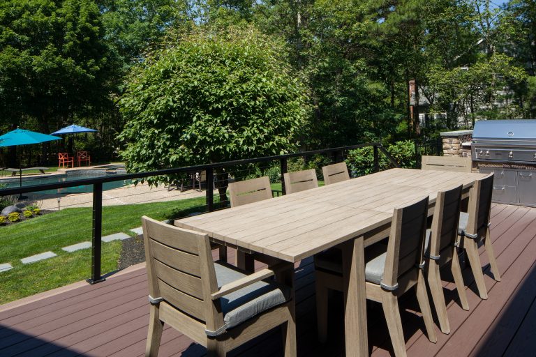 Outdoor kitchen deck - mid-sized transitional backyard outdoor kitchen deck idea in Philadelphia with no cover