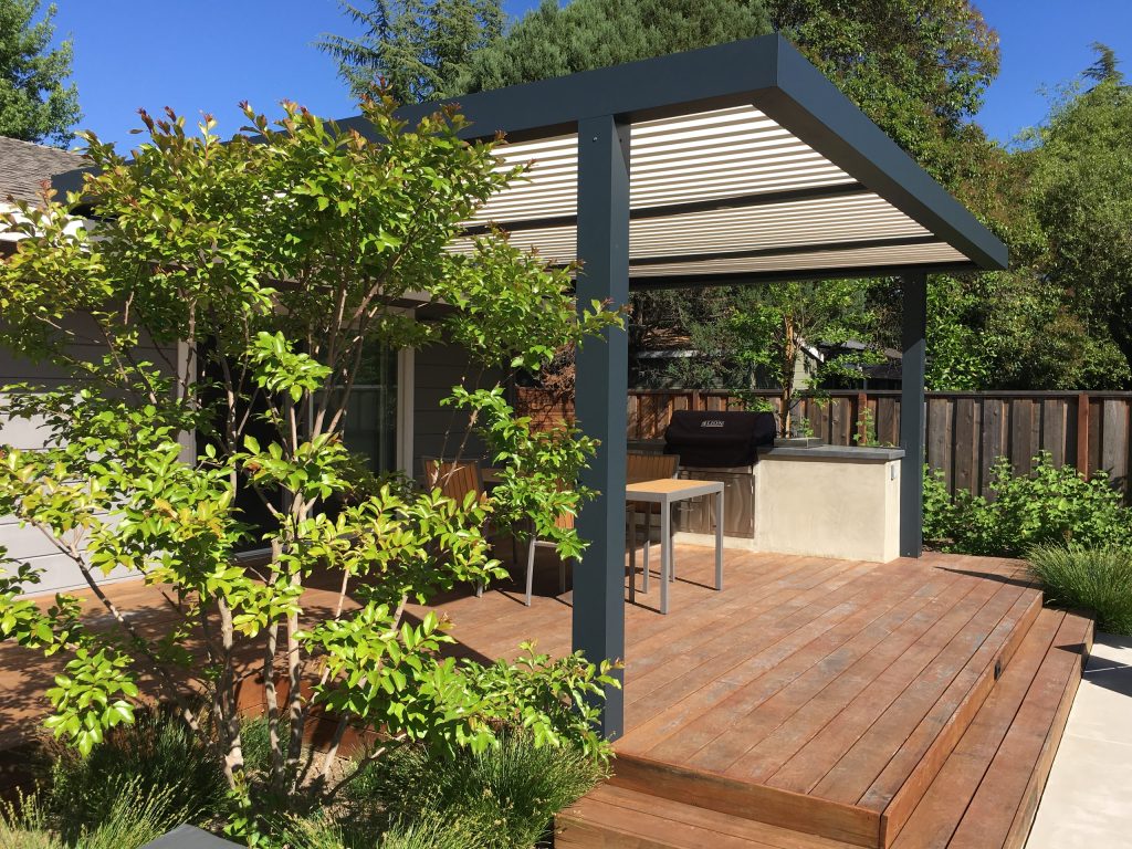 Patio kitchen - mid-sized contemporary backyard patio kitchen idea in San Francisco with a pergola
