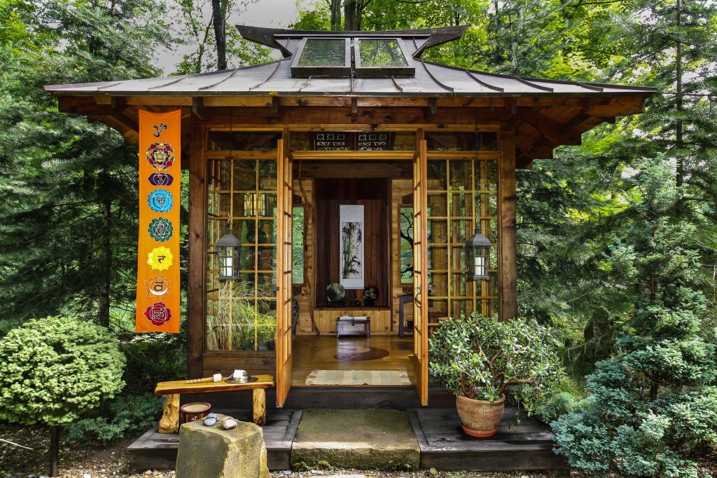 Photo shows a front view of the Japanese tea House before an Tea Ceremony was held. Photo credits: Dan Drobnick