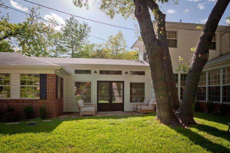 Photos: Nicholas McWhirter (redblank)