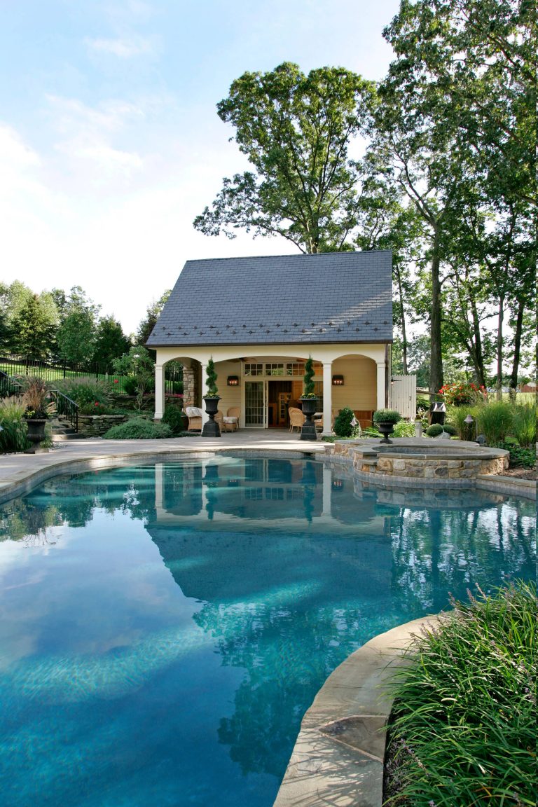 Pool cabana built by Trueblood . Exterior architecture by R. A. Hoffman, landscape design by Landscape Design Group. [photo: Tom Grimes]