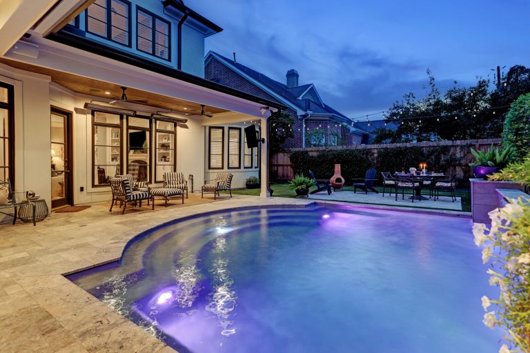Pool - contemporary pool idea in Houston