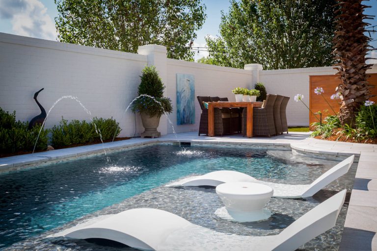 In-Pool furniture by Ledge Lounger: www.ledgeloungers.com Pool by Seguin Pools: www.seguinpoolsla.com/