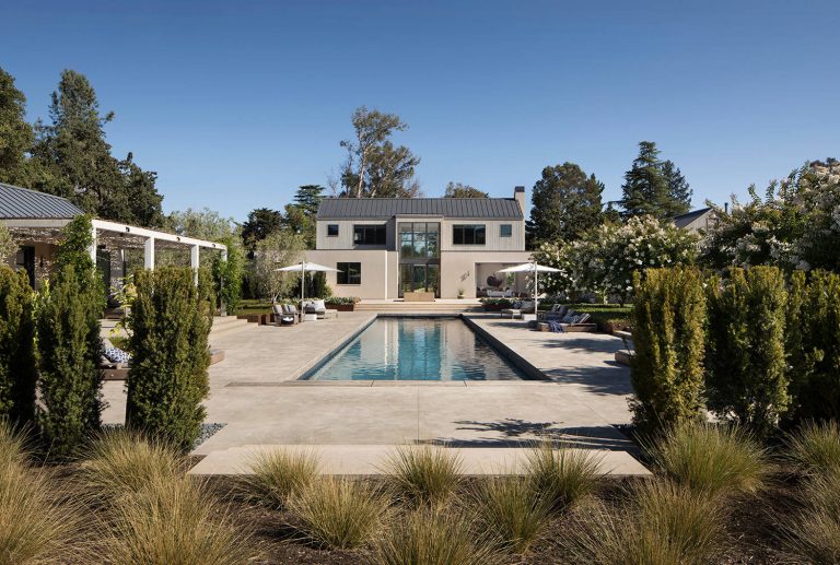 Pool house - farmhouse backyard rectangular pool house idea in San Francisco