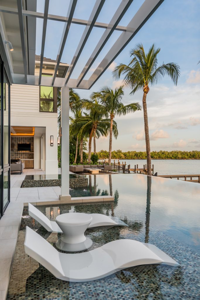 Pool - mediterranean pool idea in Miami