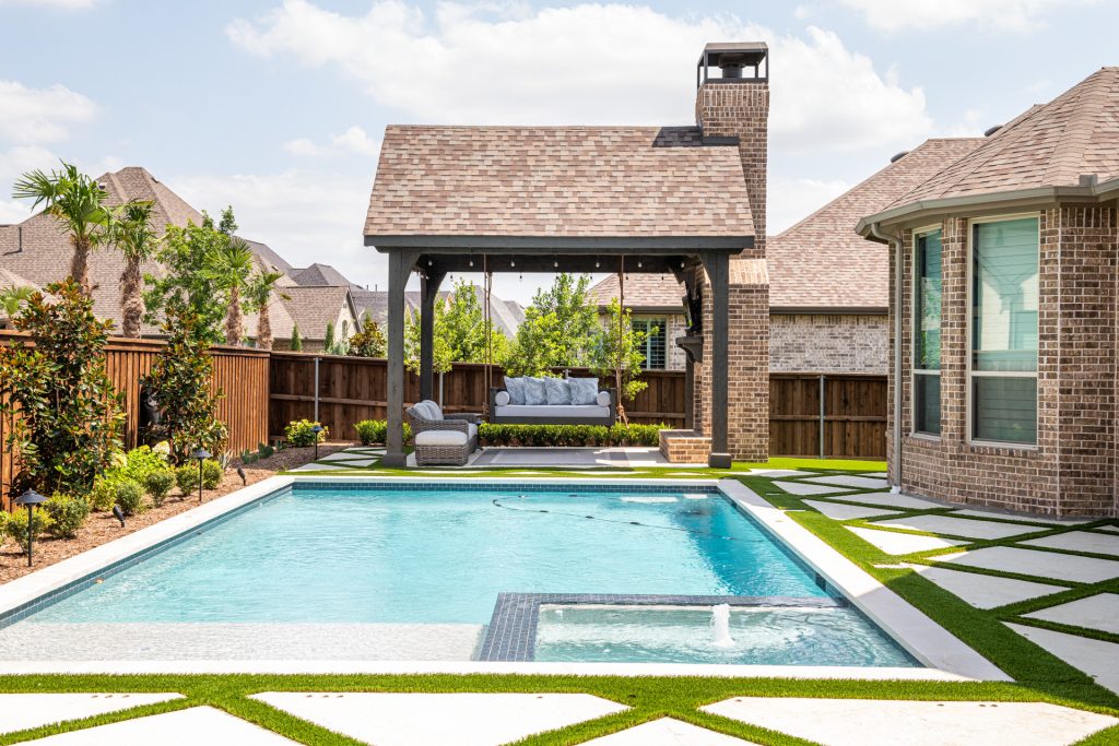 Pool photo in Dallas