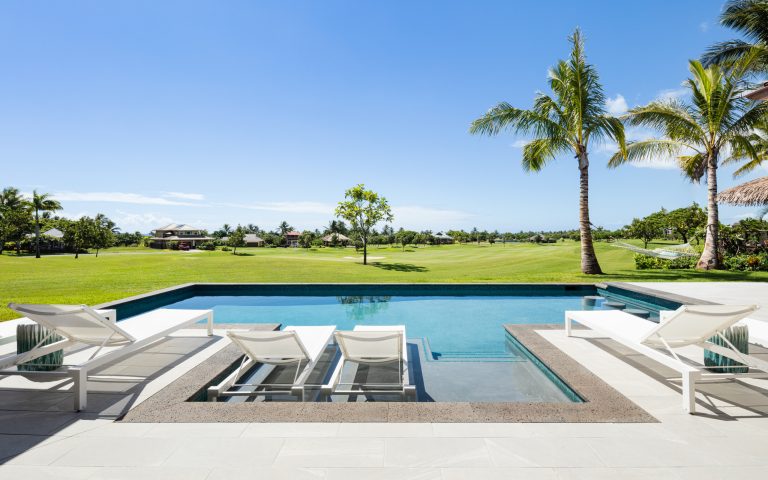 Pool - tropical pool idea in Hawaii