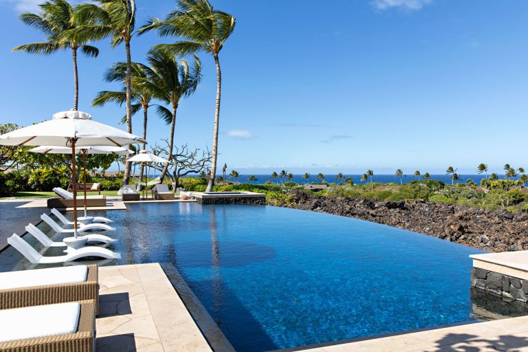 Pool - tropical pool idea in Orange County