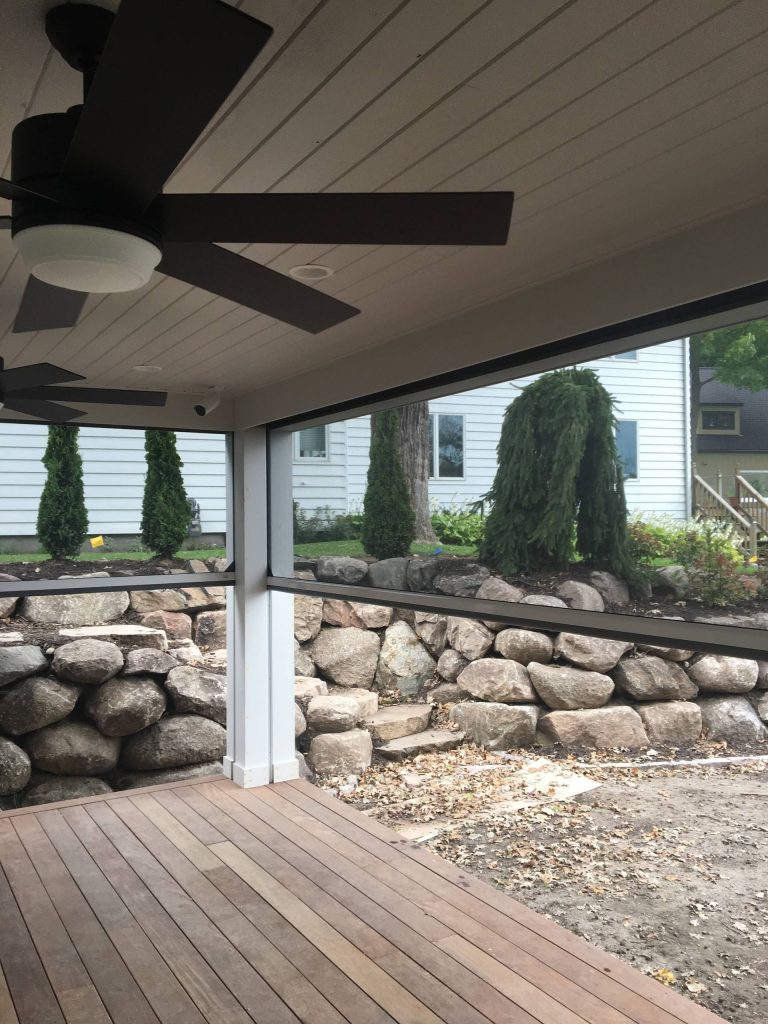 Retractable Screens Underdeck