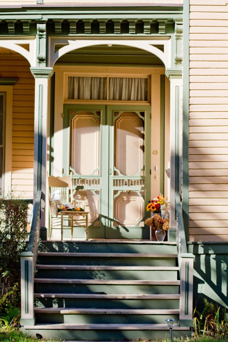 Rikki Snyder Photography © 2012 Houzz