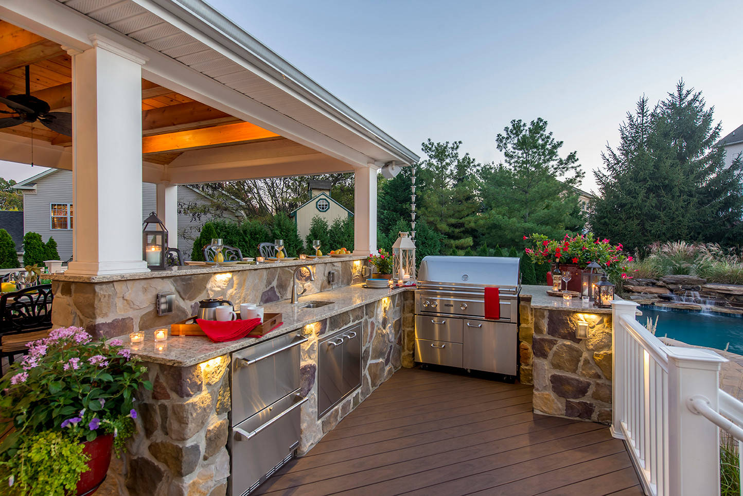 Rob Cardillo
Inspiration for a mid-sized timeless backyard outdoor kitchen deck remodel in Philadelphia with a roof extension
