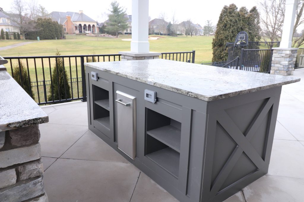 Roof Structure with outdoor kitchen