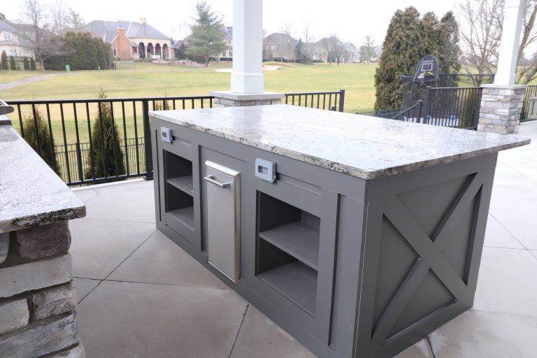 Roof Structure with outdoor kitchen