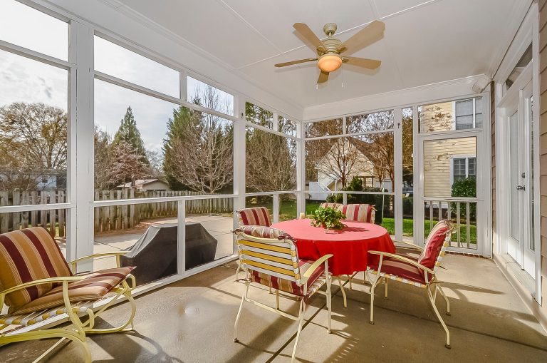 Screened Porch