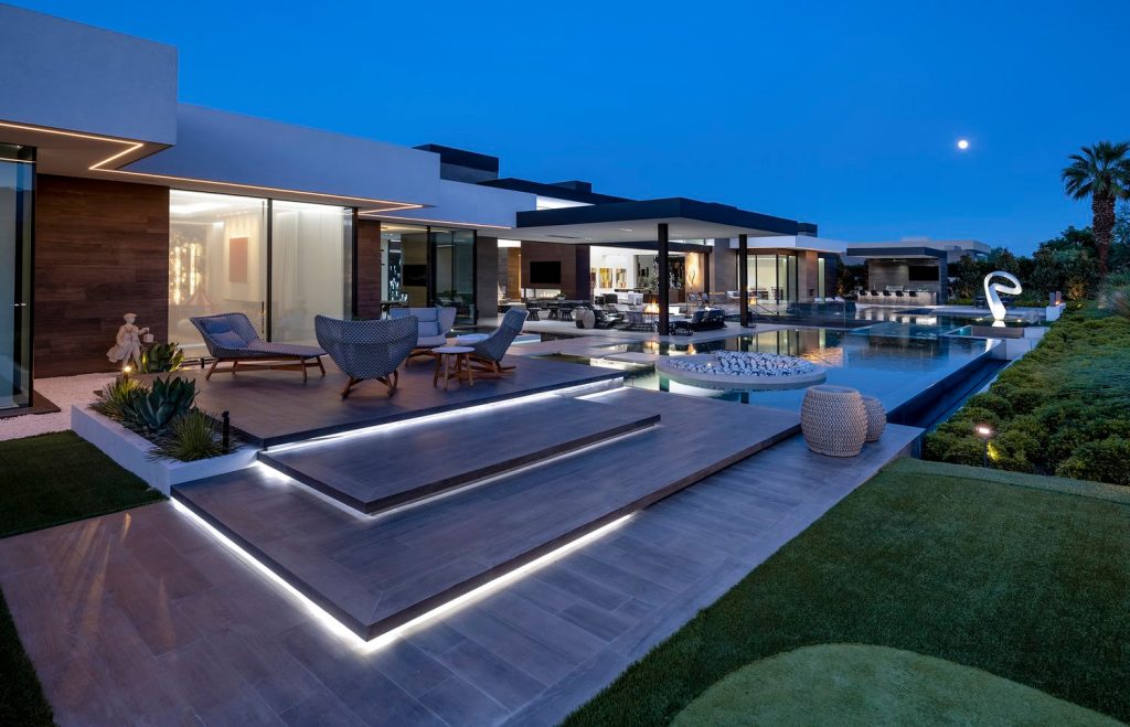 Serenity Indian Wells modern resort style desert home backyard pool terrace. Photo by William MacCollum.