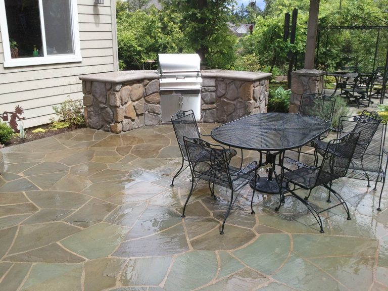 Small backyard patio kitchen photo in Seattle with no cover