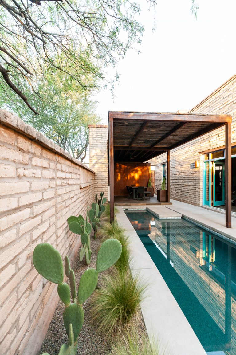 Southwest pool photo in Phoenix