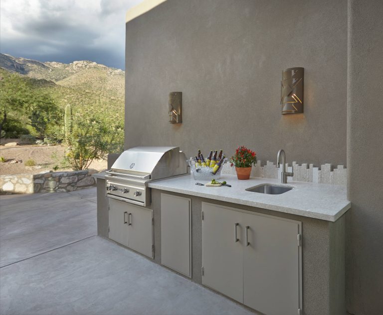 Southwestern Transitional Outdoor Grilling Station