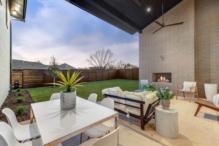 Stunning midcentury-inspired custom home in Dallas.