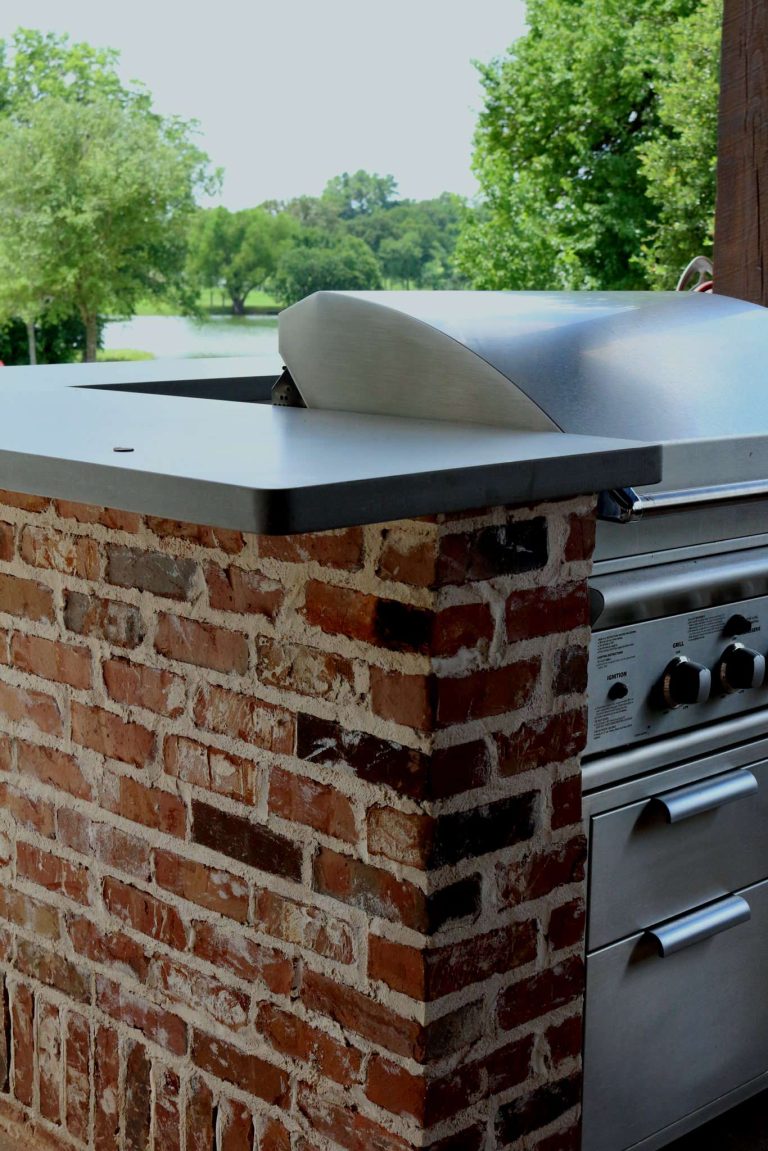 Summer Kitchen