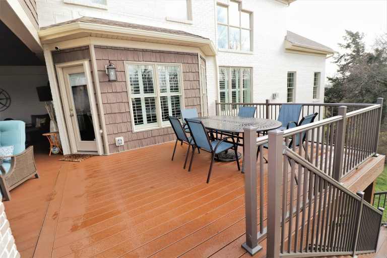 TREX deck with RDI Railing