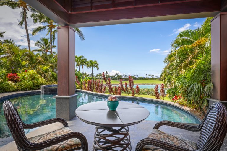 Take a moment to enjoy this photographic tour of this stunning Hawaii hale. Jam-packed with luxury and located on a piece of paradise. This Hawaiian home is sure to win you over.