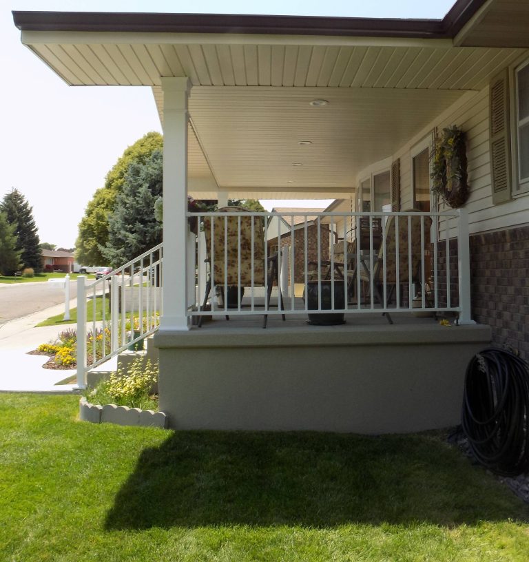 Tamko Heritage shingles LP Diamond Kote siding Rollex soffit and fascia Fortress aluminum railing HB&G column wraps