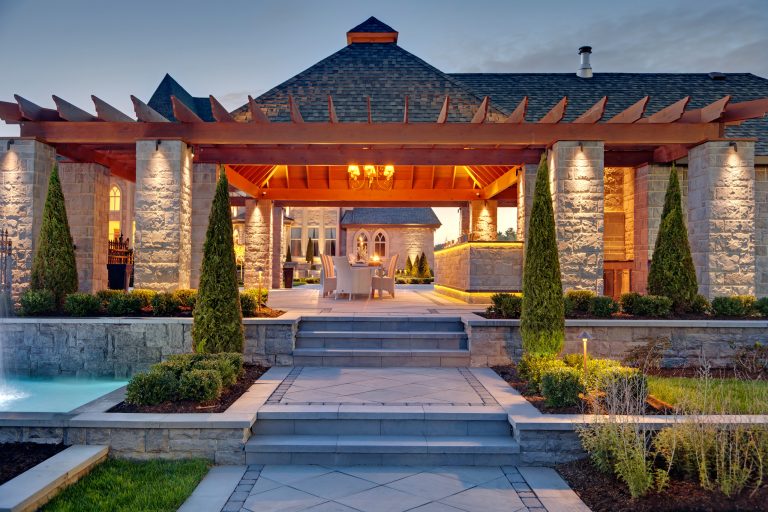 Techo-Bloc's Chantilly Masonry stone.