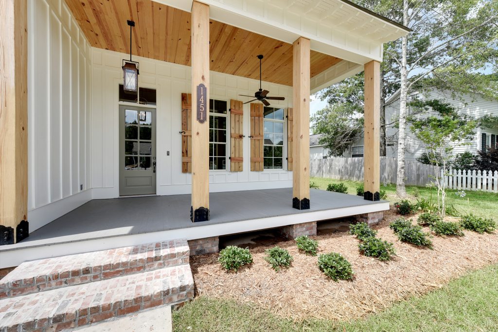 The Coach House lantern is a great complement to this farmhouse style new construction. Shop the look: Coach House Square Yoke http://ow.ly/nE1c30nCw9S by BEVOLO GAS & ELECTRIC LIGHTS | Outdoor Photos | Porch | Landscaping | Landscape Design | Outdoor Living Space | Porch Design Ideas | Outdoor Living Space Ideas | Backyard Design