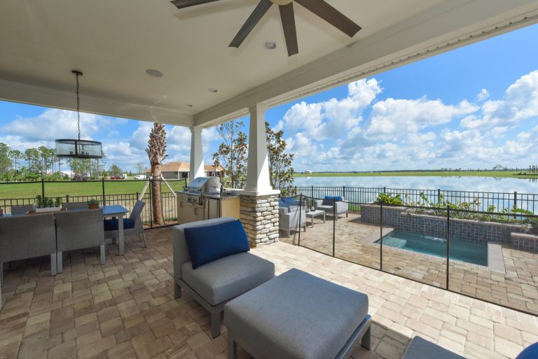 The Jade - Homes by Towne at Babcock Ranch Lanai