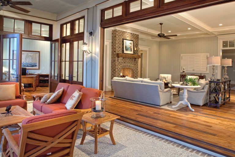 The collapsible folding doors at the rear of the house allow for the true feel of indoor/ outdoor living.