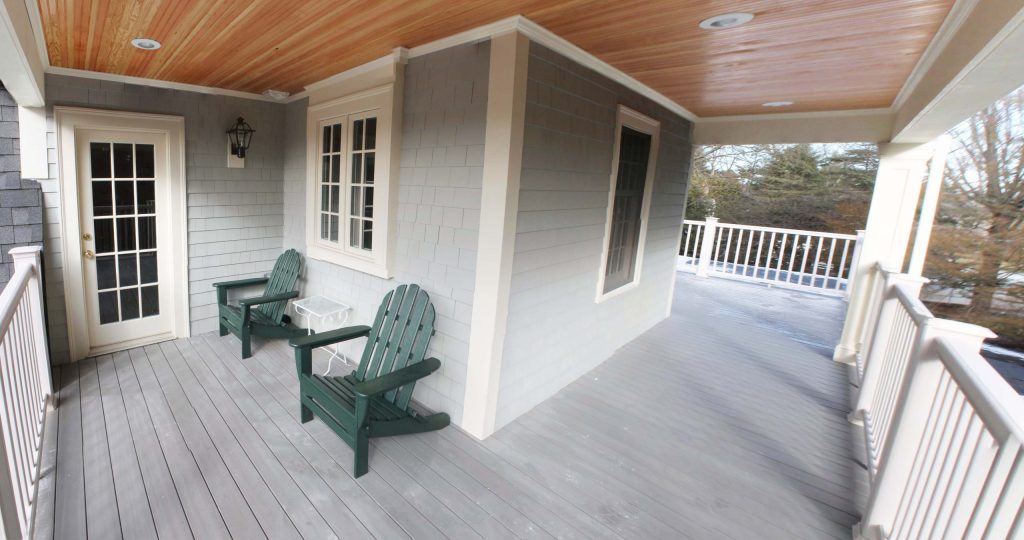 The new bathroom is surrounded on all sides by the new roof deck, giving the new addition the appropriate massing with regard to the existing house.