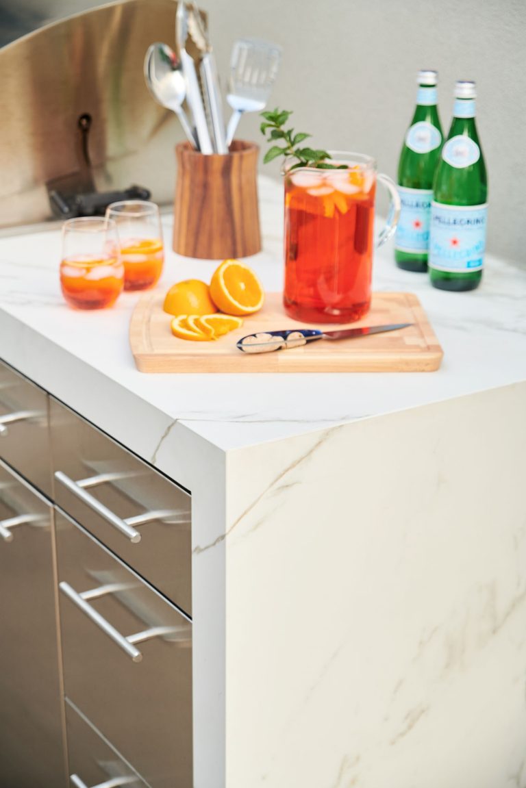 The seamless edge of the neolith calcatta waterfall countertop.