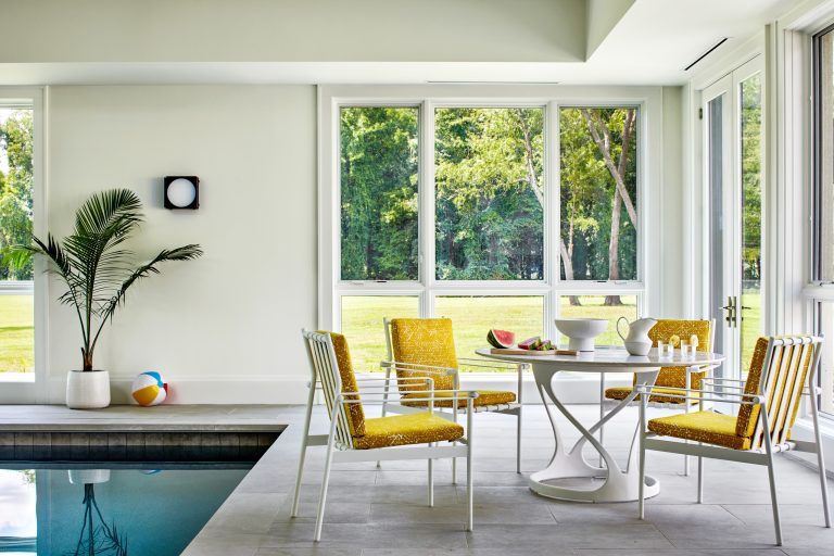 Transitional pool photo in DC Metro