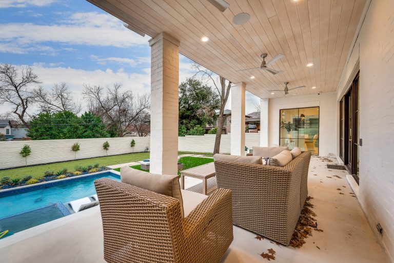 Trendy backyard concrete patio kitchen photo in Dallas