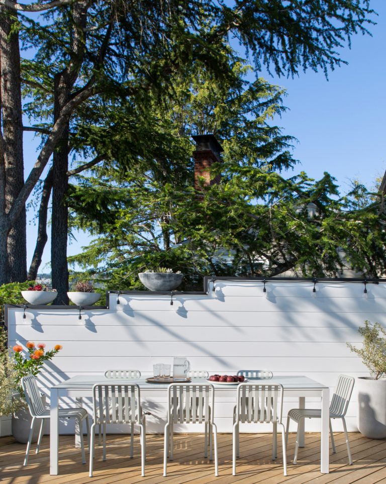Trendy deck photo in San Francisco with no cover