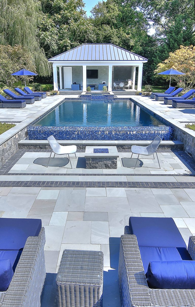 Trendy pool photo in New York